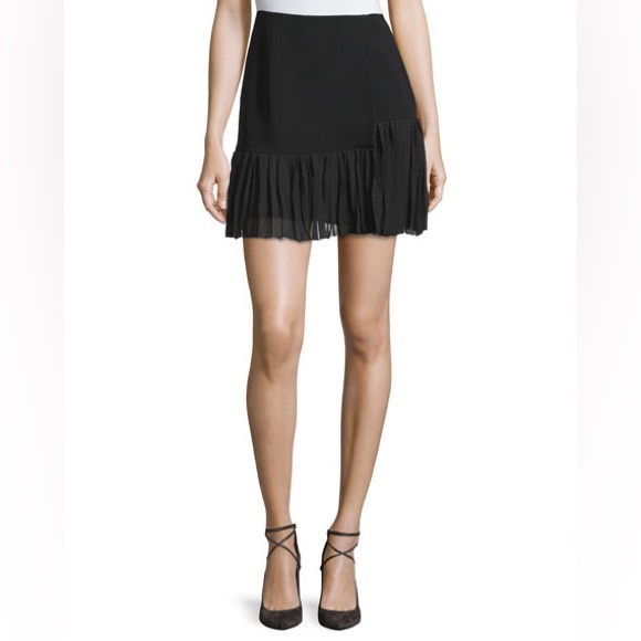 Cinq a Sept woman’s skirt - Picture 1 of 7